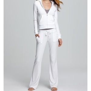 WHITE TERRYCLOTH JUICY COUTURE SUIT